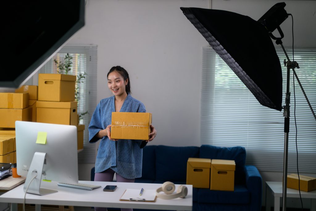 Beginner’s Guide on How to Sell on Amazon UAE